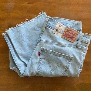 Levi's Women's Ribcage Straight Ankle Jeans - NWT!